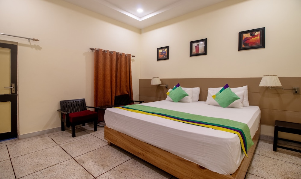 Standard Double or Twin Room - Photo 2