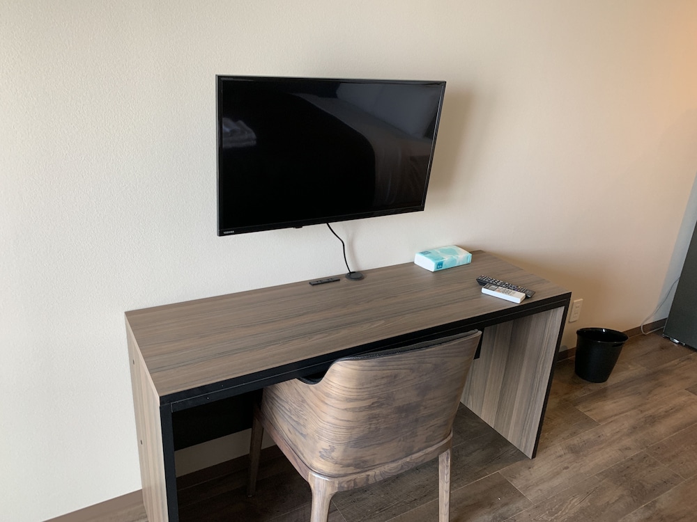 Standard Double Room - Photo 13