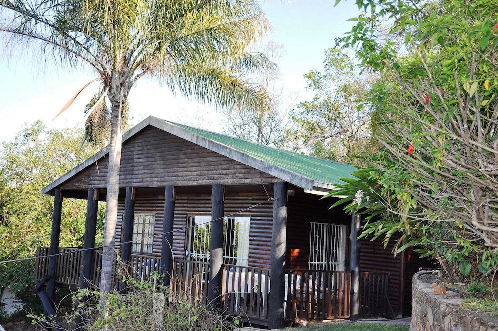 Deluxe Chalet photo 1