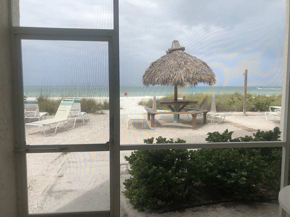 Unit 105 Gulf Front photo 2