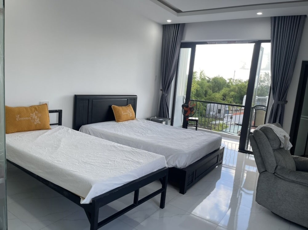 Basic Triple Room