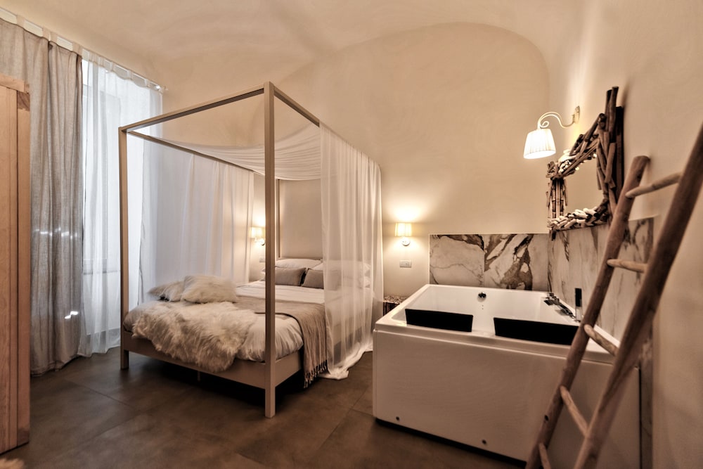 Luxury Studio Suite, 1 King Bed