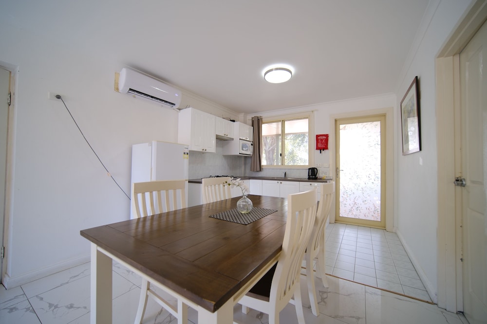Two Bedroom Apartment - Photo 6