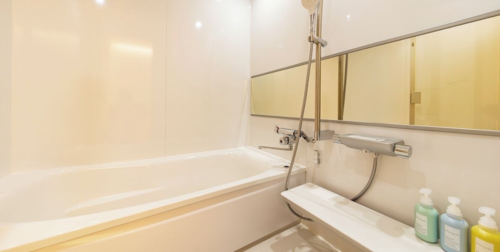 Twin Room with bathroom, 1F, Non Smoking photo 2
