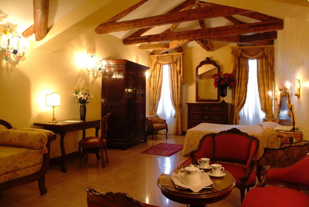 Superior Quadruple Room photo 1