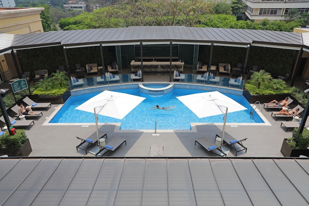 Classic Room, 1 King Bed, Club Lounge Access (Club Floor) - Photo 7