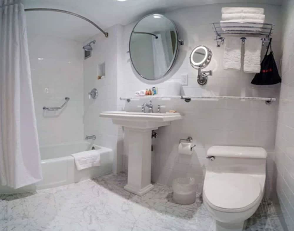 Deluxe Room, 2 Double Beds - Photo 3