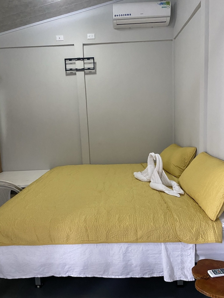 Deluxe Quadruple Room, Non Smoking