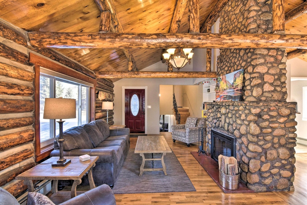 House (4 Bedrooms) photo 1