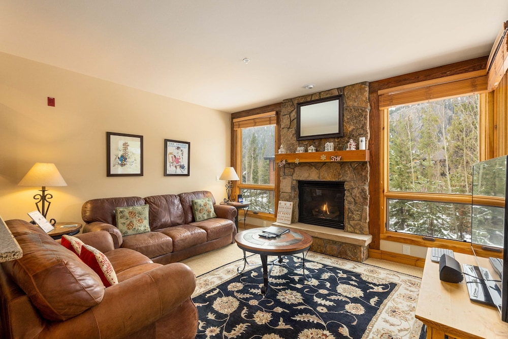 Townhome, 2 Bedrooms