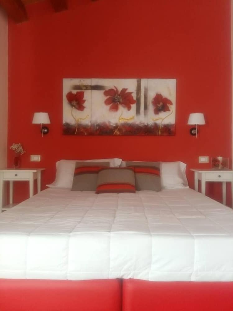 Suite, 2 Bedrooms photo 1