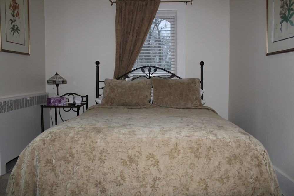 Double Room, Ensuite (Arbor Room)