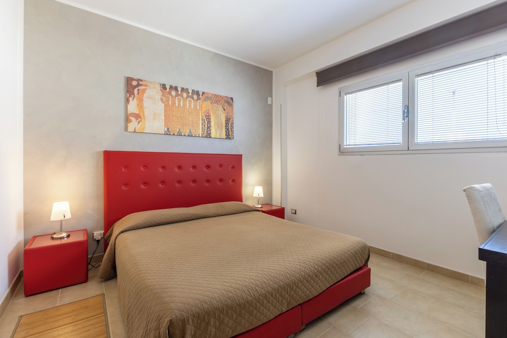 Apartment, 2 Bedrooms, Smoking, Balcony