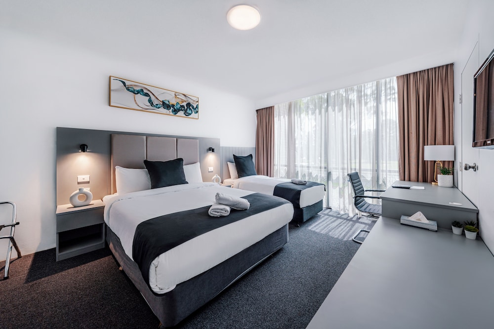 Queen Twin Room