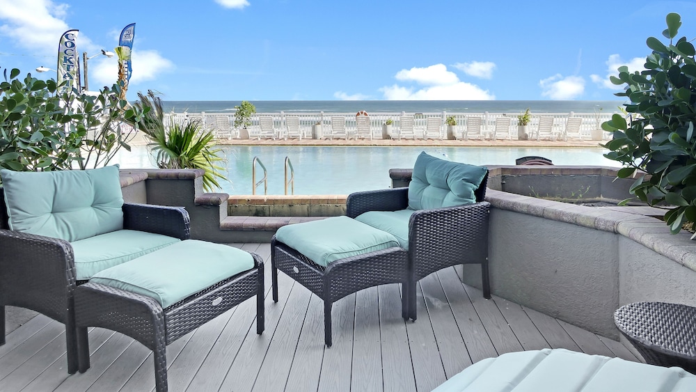 Suite, Oceanfront - Photo 5