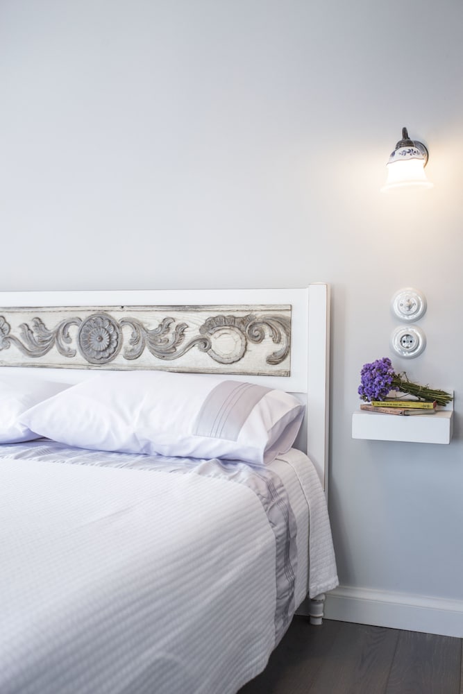 Standard Double Room, 1 Double Bed, Non Smoking, City View photo 2