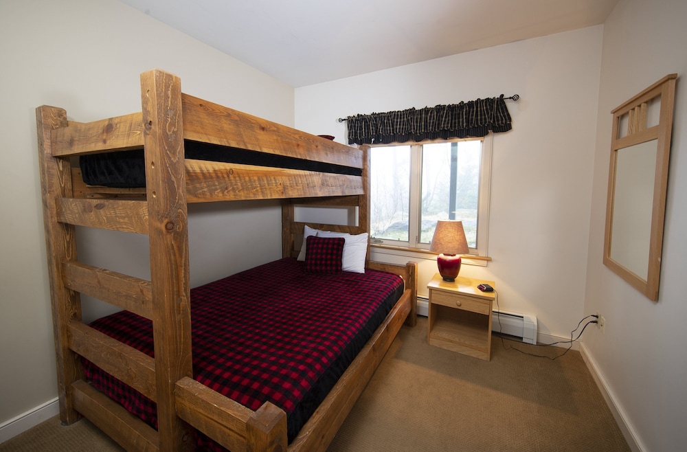 Suite, 2 Bedrooms (Solitude Village, Ski)
