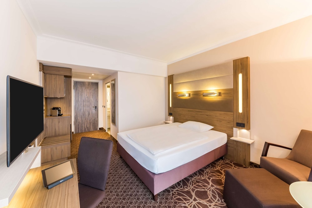 Superior Room, 1 Queen Bed