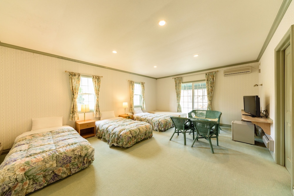 [Annex] Four Beds Room photo 2