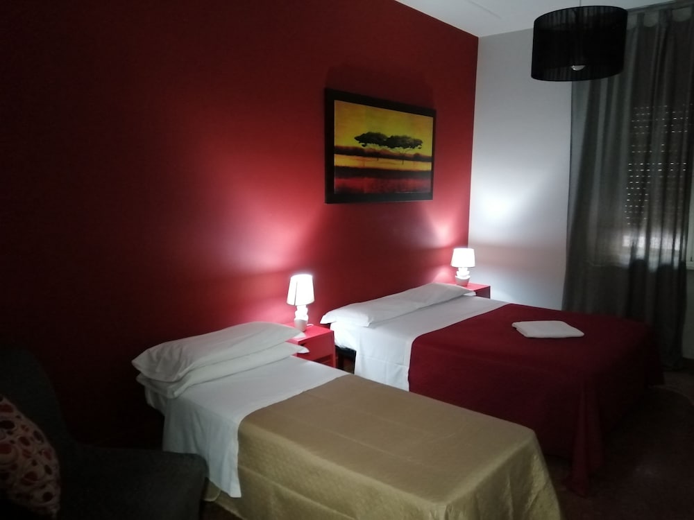 Triple Room, Shared Bathroom