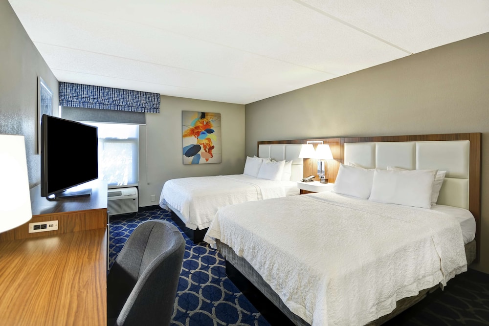 Room, 2 Queen Beds, Non Smoking (Shower Only) - Photo 1
