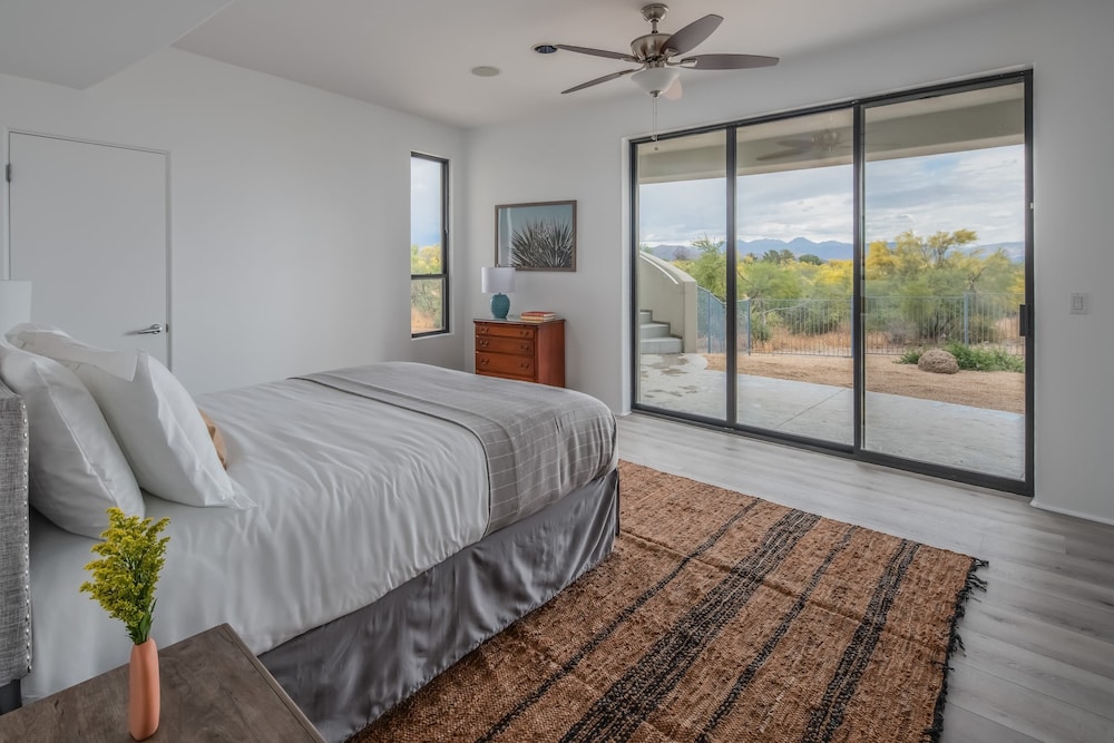 House (4 Bedrooms) photo 2