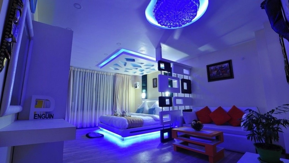 Classic Penthouse photo 3
