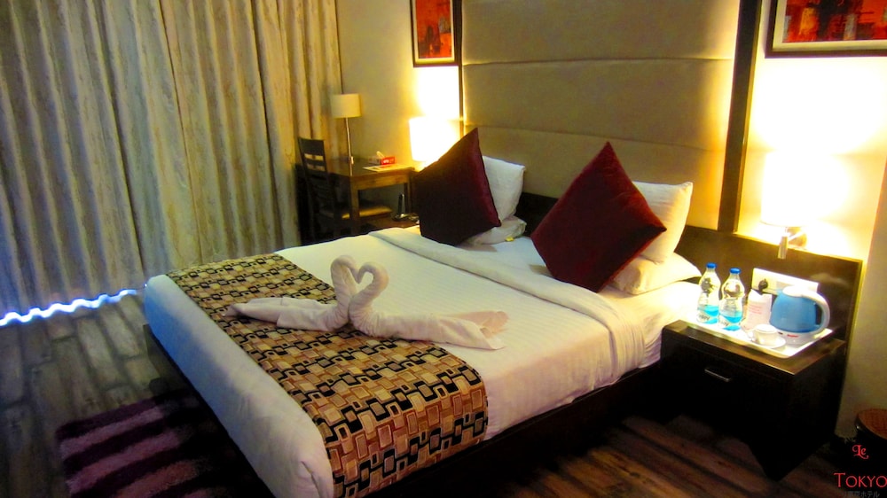 Grand Double Room, Non Smoking photo 3