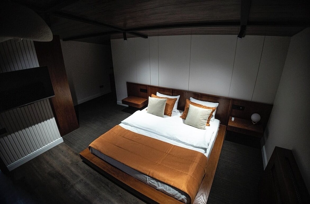 Luxury Double Room, Mountain View