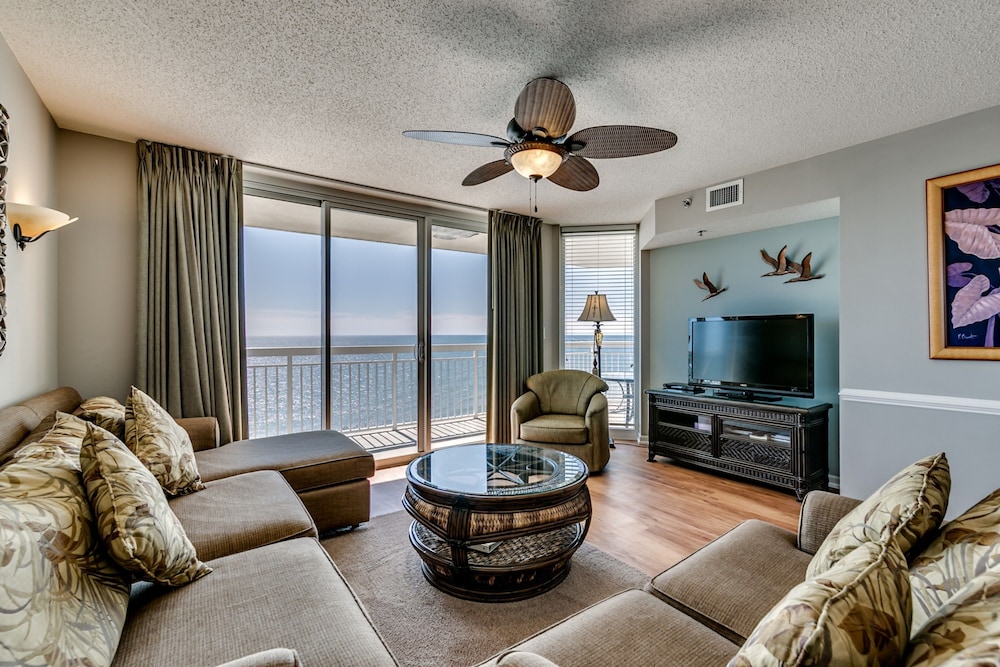 Condo 4 Bedroom / 4 Bath Condo Ocean view photo 1