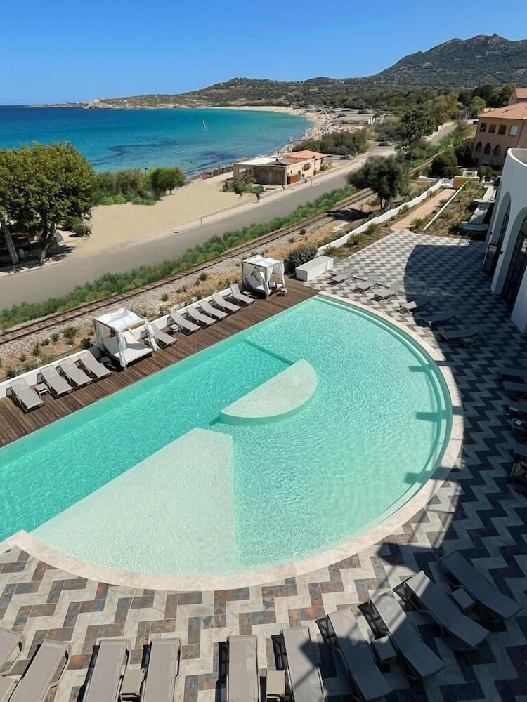 Superior Apartment, Sea View, Beachside - Photo 5