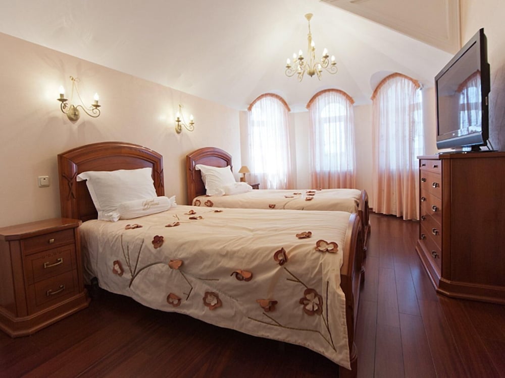 Standard Suite