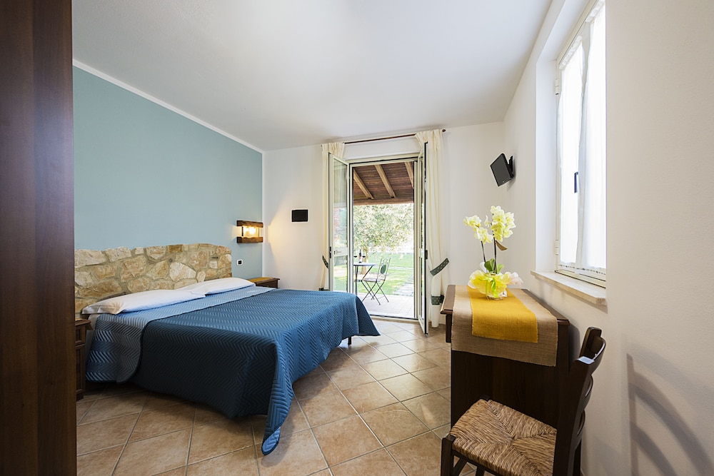 Senior Double Room photo 2