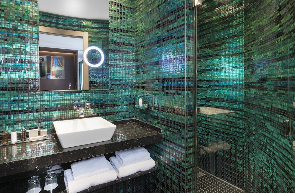Vendôme Opera Hotel bathroom photo
