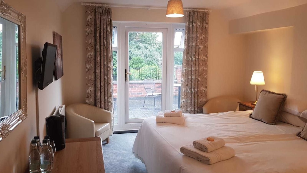 Standard Double Room (Room 5) photo 1
