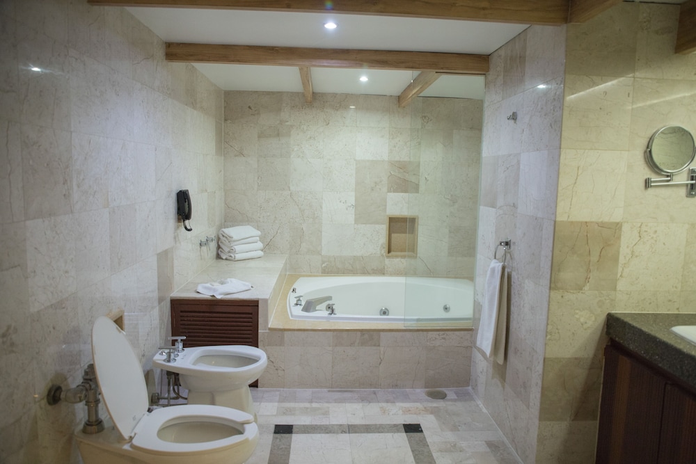 Executive Loft - Photo 5
