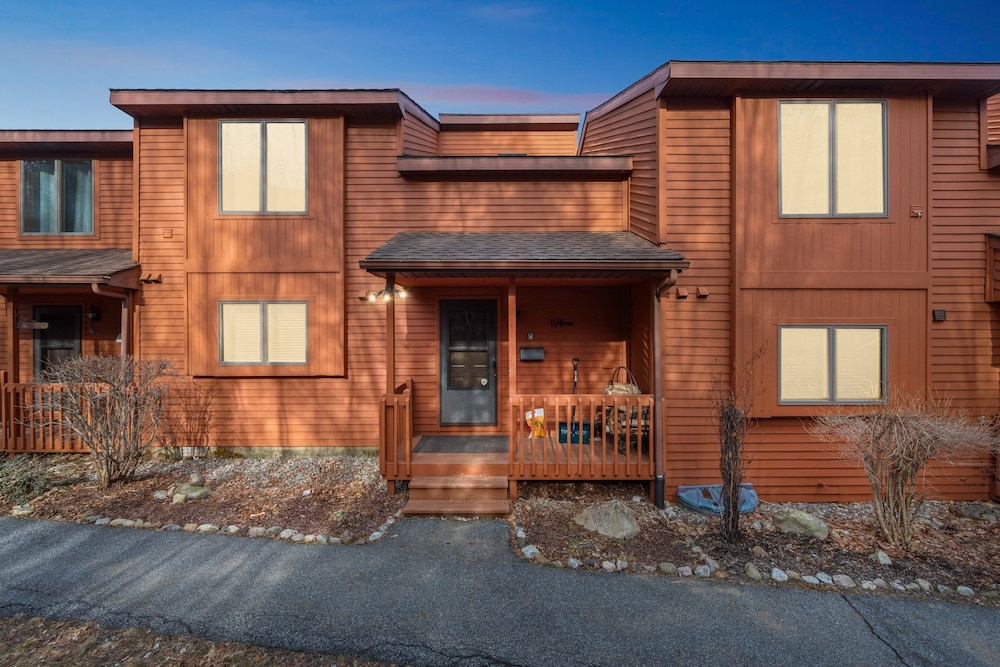 Townhome, 2 Bedrooms