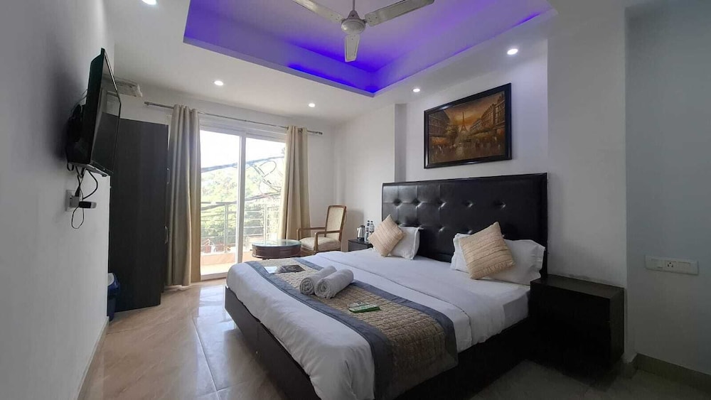 Premium Room, Balcony, City View