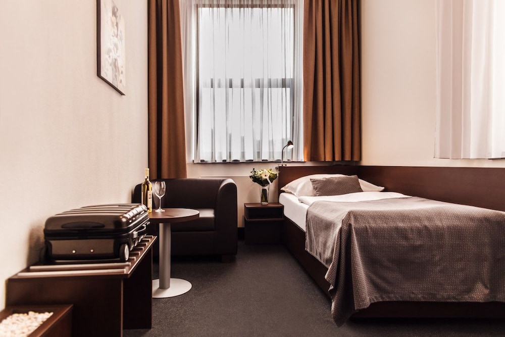 Business Single Room photo 2