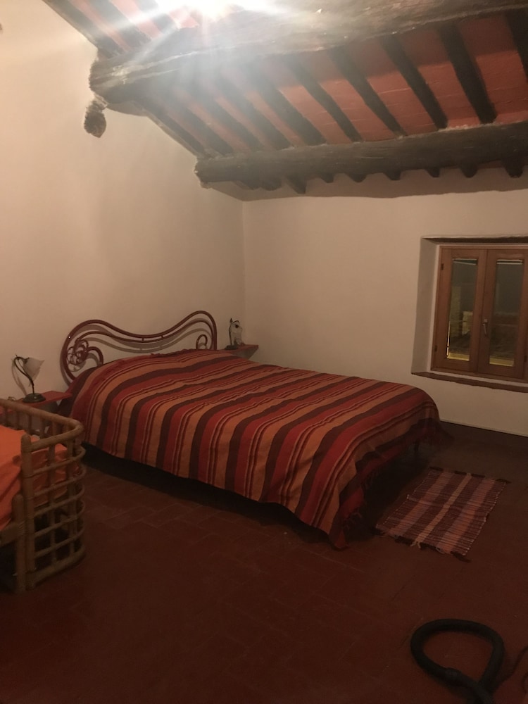 Family Room, Multiple Beds, Courtyard View photo 1