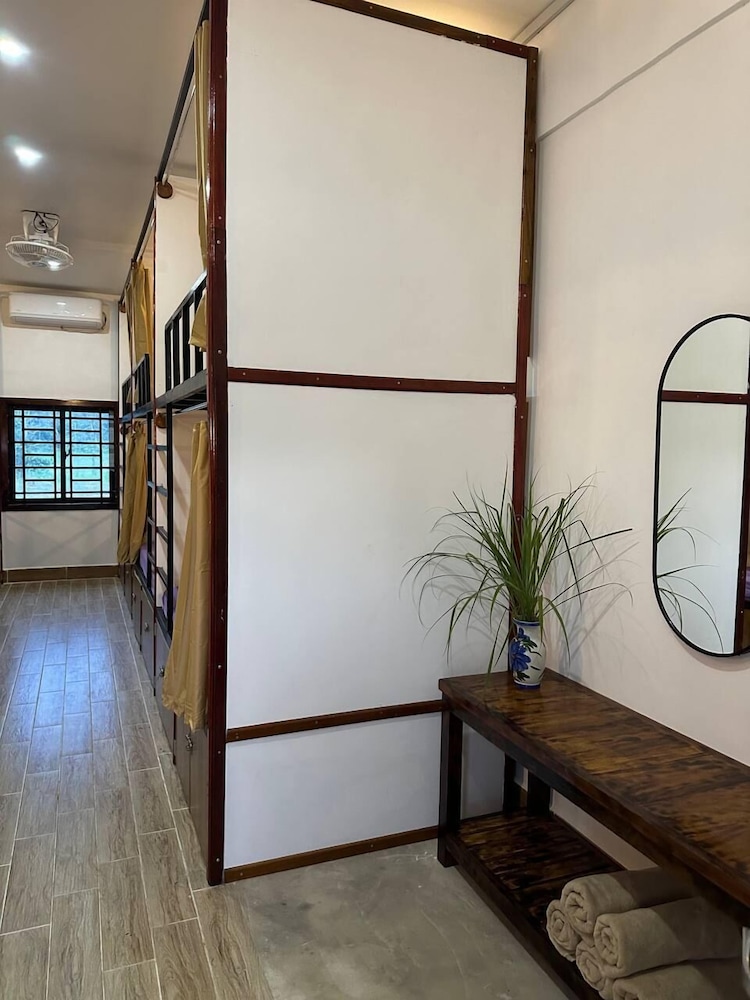 Basic Shared Dormitory, Mixed Dorm, Garden View photo 1