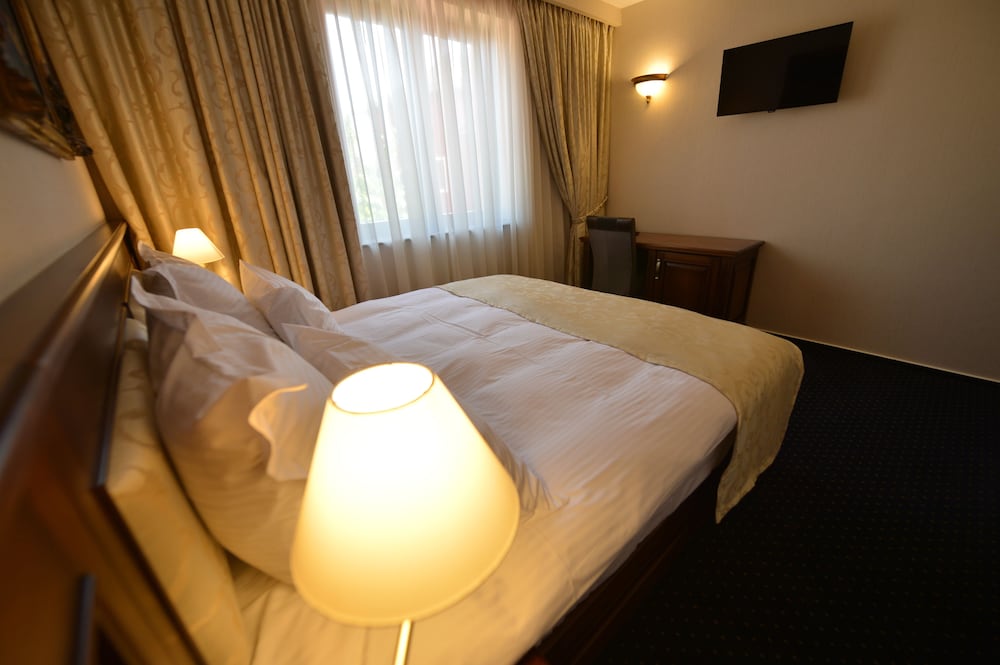 Deluxe Twin Room photo 3