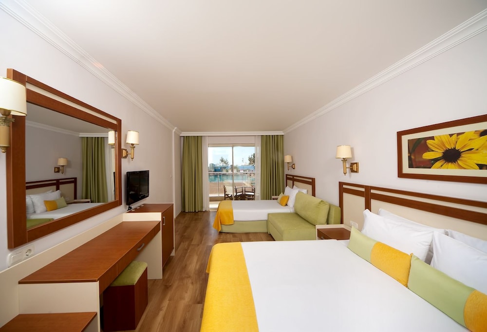 Triple Room (Large) photo 2