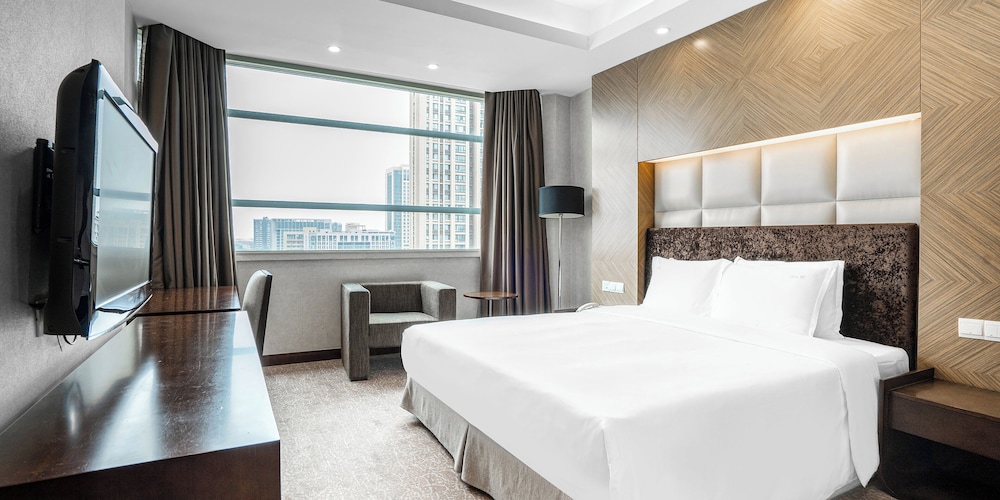 Suite, 1 King Bed