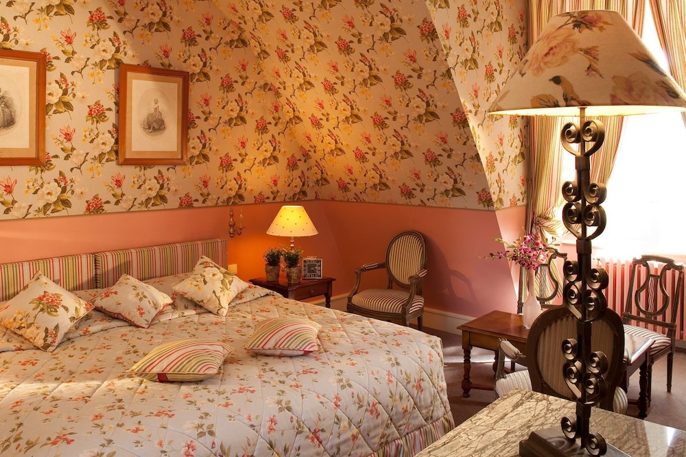 Deluxe Double Room, Ensuite, Garden View (Marguerite De Navarre ) - Photo 1