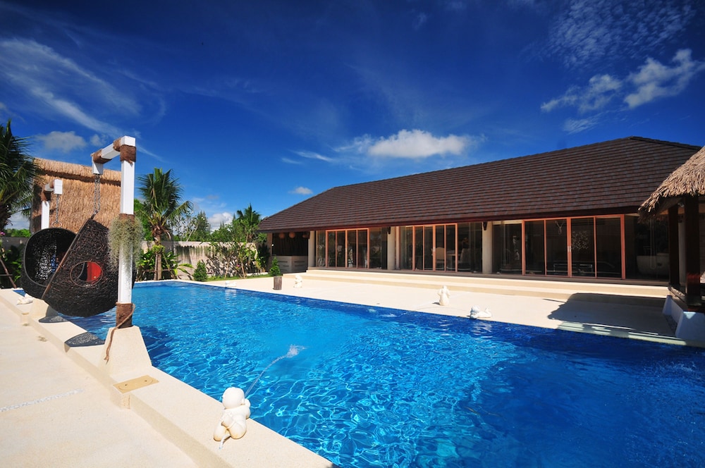 Royal Villa