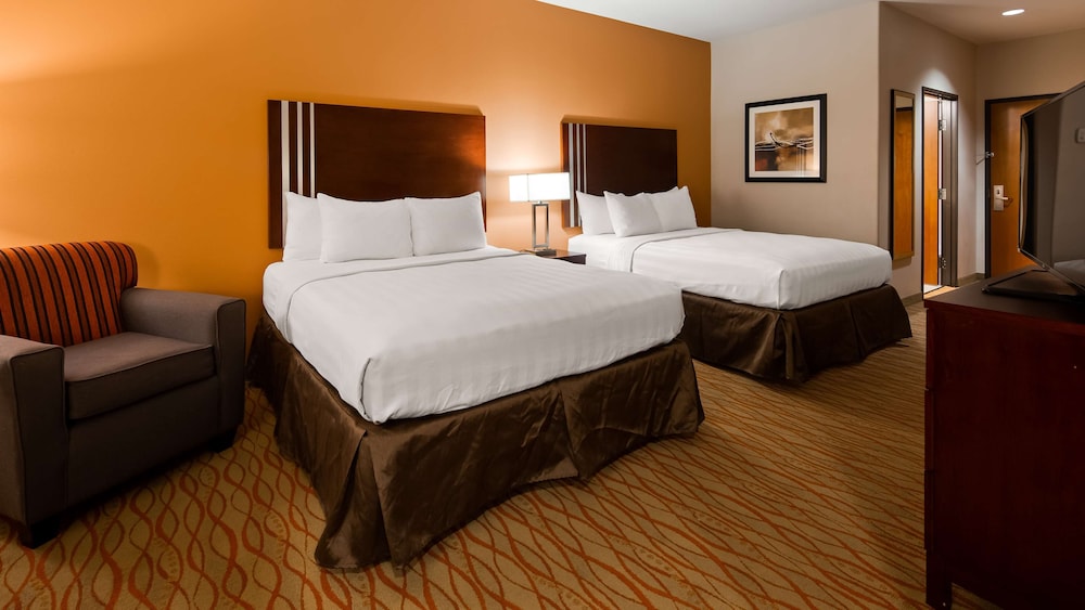 Standard Room, 2 Queen Beds, Accessible, Kitchenette