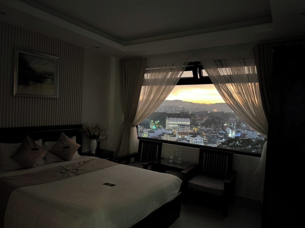 Deluxe Double Room, City View photo 2
