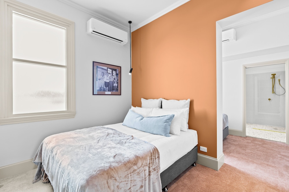 Deluxe Quadruple Room, Multiple Beds, Non Smoking