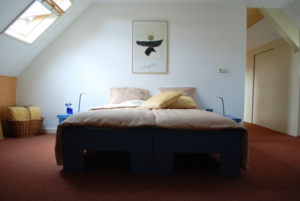 Comfort Twin Room photo 3